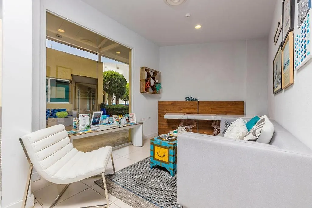 1Bs-Blue325 - Leave All Your Worries Aside At This Happy Condo Palm Beach