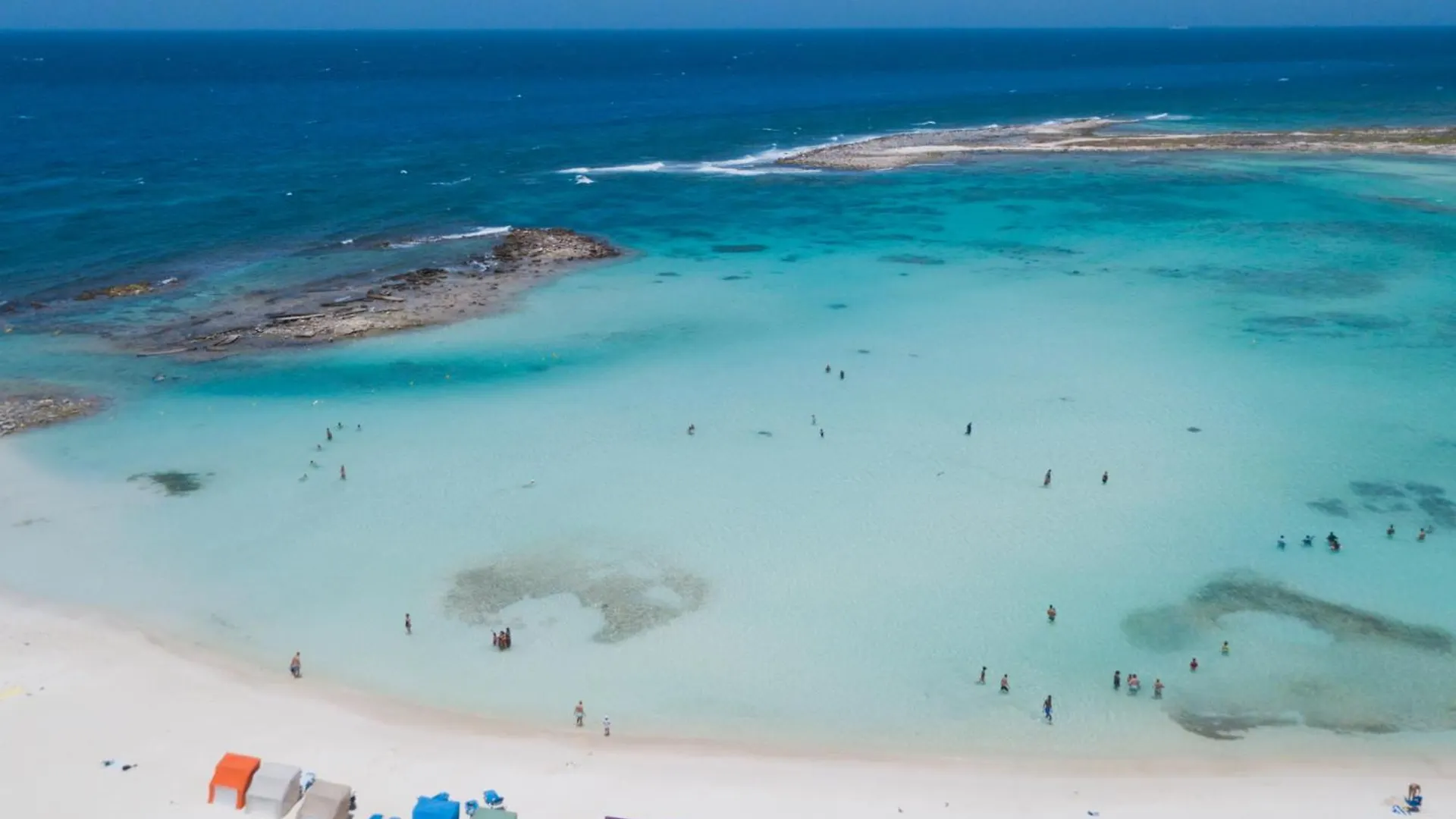 Apartment 1Bs-Blue325 - Leave All Your Worries Aside At This Happy Condo Palm Beach Aruba